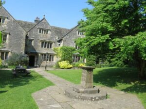 Hartington Hall YHA, budget travel