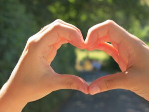 hand heart, Glastonbury