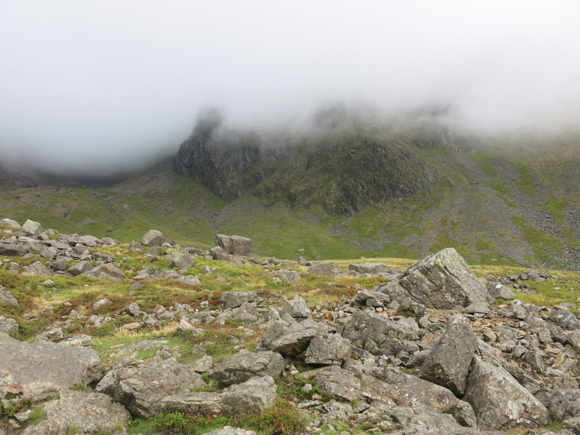 Scafell Pike Hike - with kids, travel tales