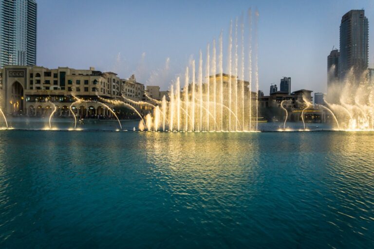 10 things to do in Dubai with kids 10 Dubai Fountain, things to do in Dubai with kids