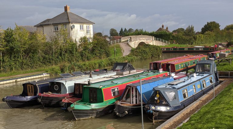 Canal boats, one day canal boat hire