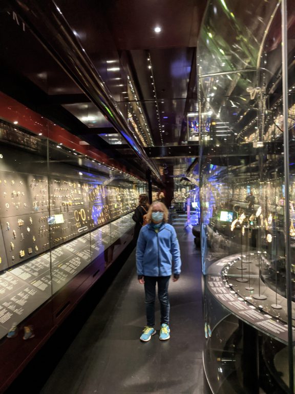 Bollinger Jewellery Gallery, V and A, London itinerary with kids