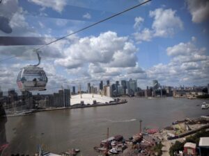 Cable car over the Thames, London itinerary with kids, things to do in London with teens