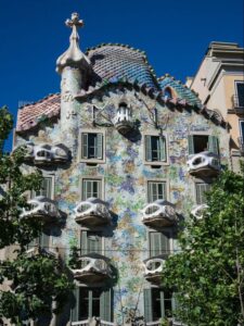 Gaudi Barcelona by Pixabay 2