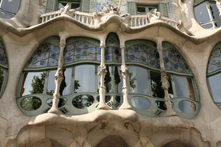 House of Bones Gaudi Barcelona by Pixabay