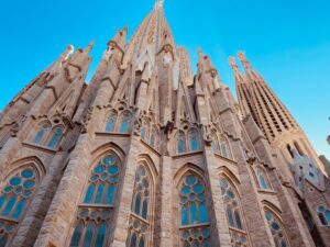 Sagrada Familia by Grafi Jeremiah on Unsplash