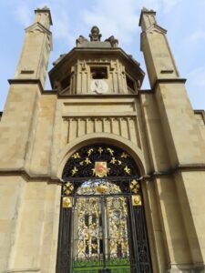 Oxford college entrance, Oxford with kids