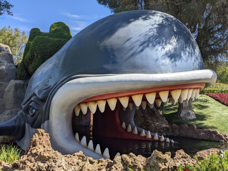 Whale, Disneyland Anaheim