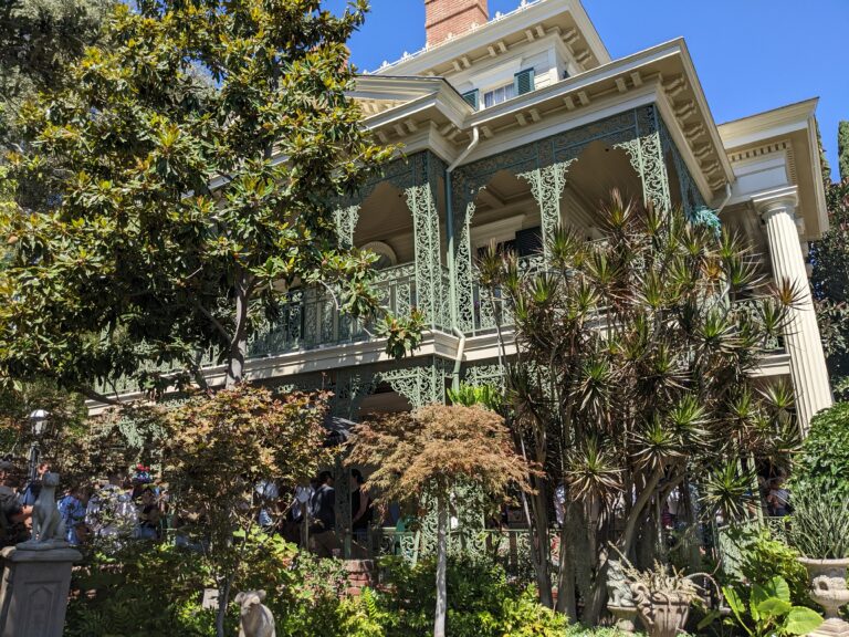 Haunted Mansion, Anaheim, Disney with teens